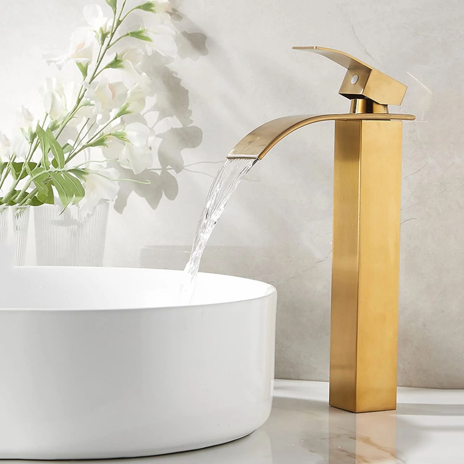 Hohe Waschtischarmatur, gebürstetes Gold, G1/2 Wasserfall-Hochleistungs-Waschtischmischer, Einhebel-Edelstahlarmatur für Badezimmerwaschbecken